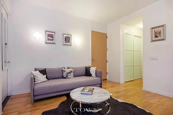 Rented by Town Residential | media 28