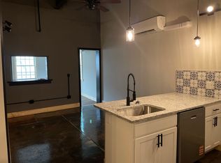 210 S Railroad St #110, Hanover, PA 17331