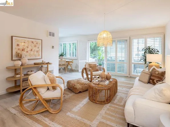 2029 Otis Dr APT P, Alameda, CA 94501