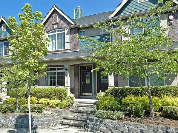 1044 NE Ingram St #1205, Issaquah, WA 98029