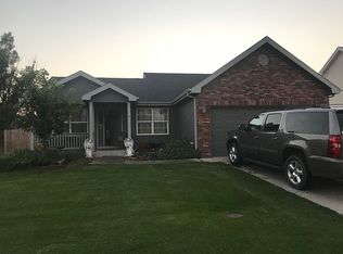 210 S Maple Ave, Eaton, CO 80615