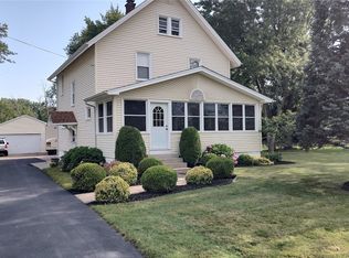 2508 Niagara Rd, Niagara Falls, NY 14304