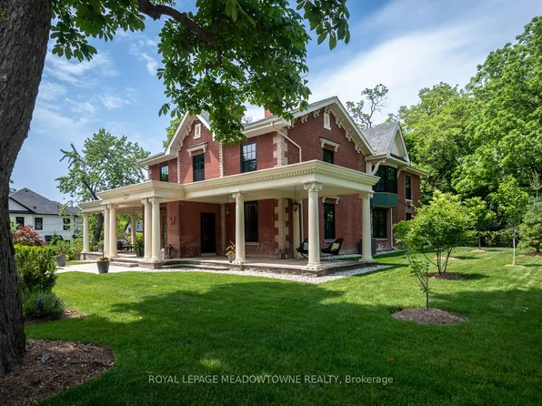 57 Victoria St, Milton, ON L9T 1S6
