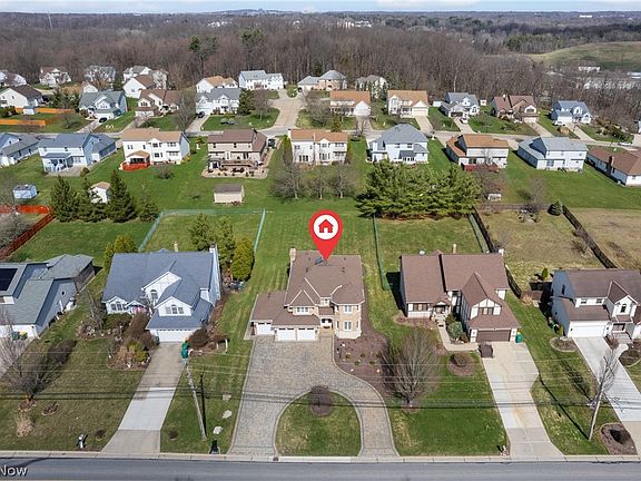 3rd image of 26330 Forbes Rd