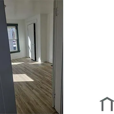 1613 Columbia Ave #B — Photo 6