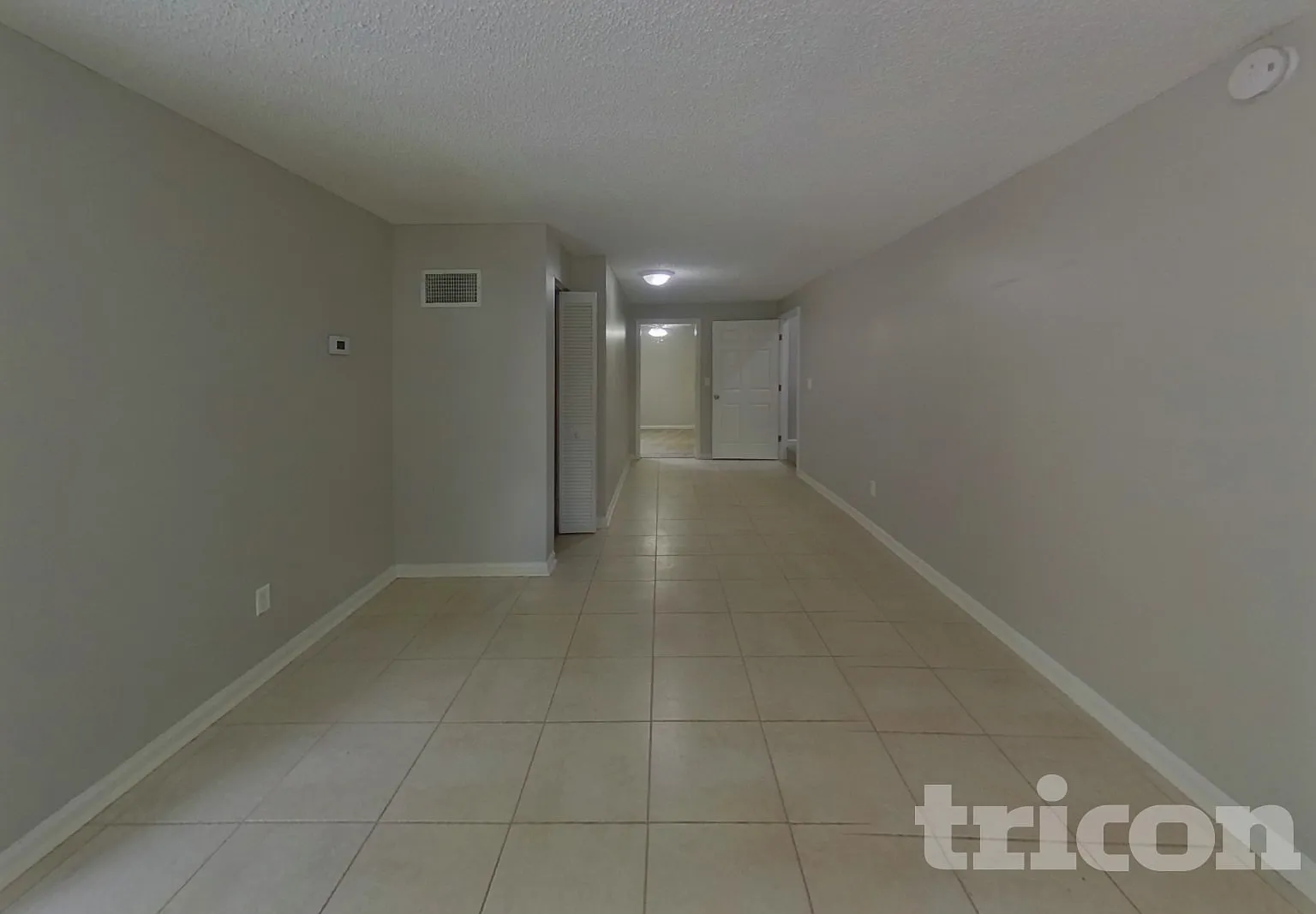 3382 Millcrest Place Jacksonville FL — Photo 3