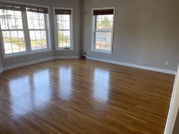 895 Hyde Park Ave #2