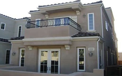 Gorgeous New Home Near the Beach