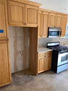 588 Miller Ave, Freeport, NY, 11520