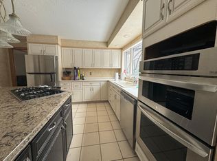 551 Omaha Rd, Hudson, WI 54016