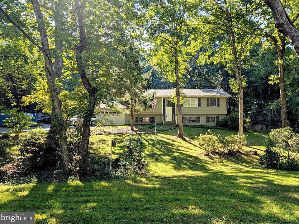 1st image of 13111 Chapel Hills Dr