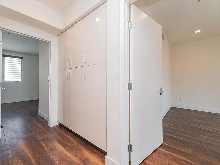 6016 W Beachwood Ln — Photo 37