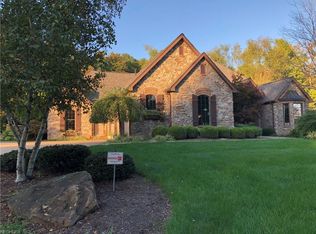 3201 Dogwood Ln NW, Dover, OH