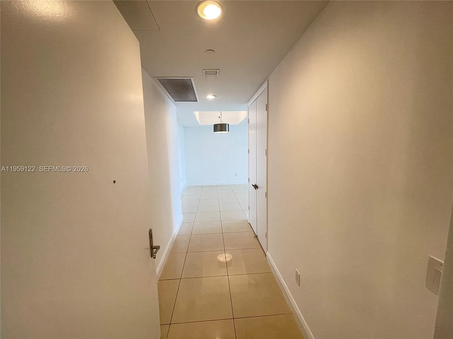 Tdr Tower Ii Condo — Photo 3