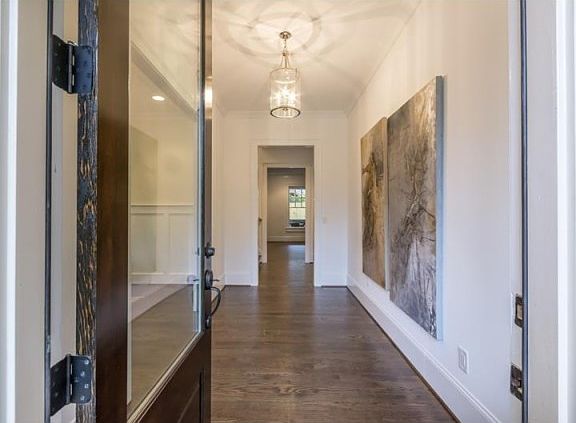 Picturesque entry