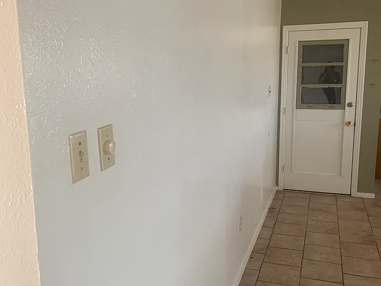 4209 Fernwood St — Photo 35