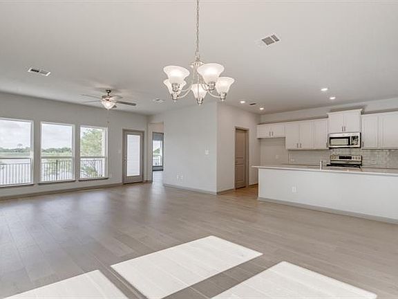 4th image of 3017 Settlement Dr #11