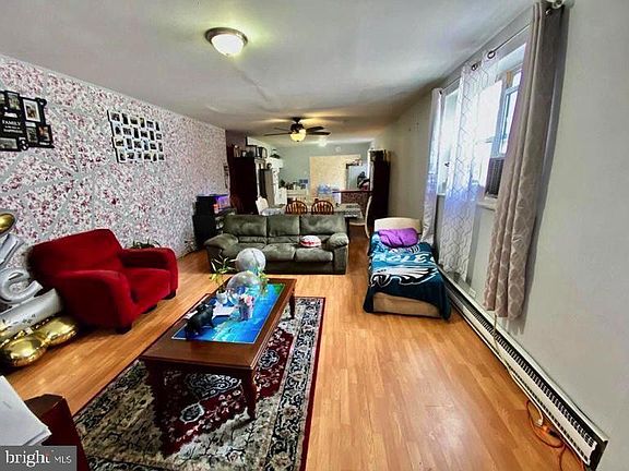 3rd image of 812 McKean St