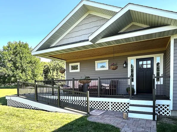 280 W Pine St, Colby, KS 67701