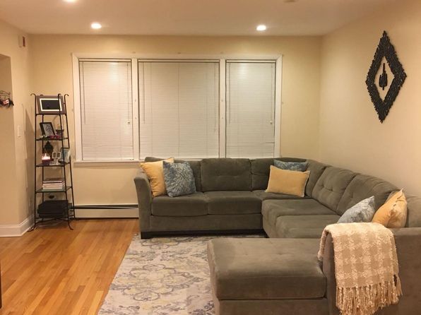 4853 Dobson St UNIT 201