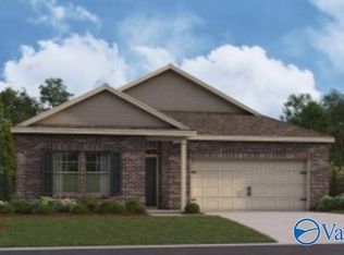 15384 Bees St, Harvest, AL 35749