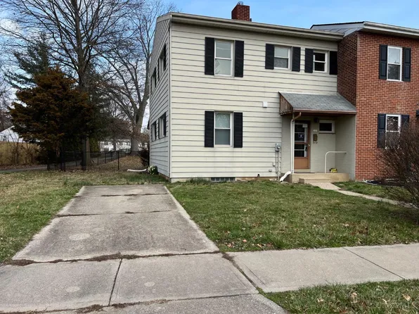 12 Andover Rd, Cincinnati, OH 45218