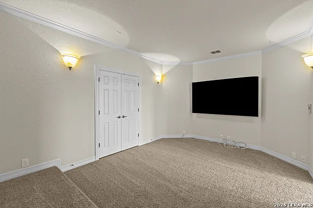 623 Sentry Hl — Photo 33