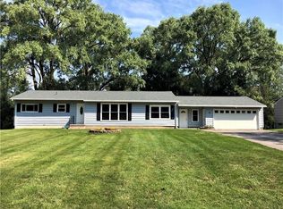 40 Sussex Rd, Rochester, NY 14623