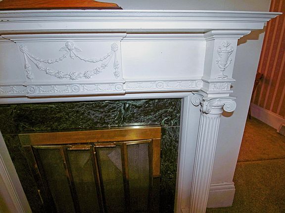 5th image of 408 Knox St #1