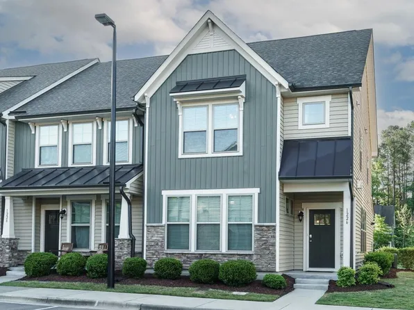 1226 Metropolitan Dr, Durham, NC 27713
