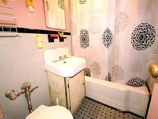 Sold by Fillmore | media 3