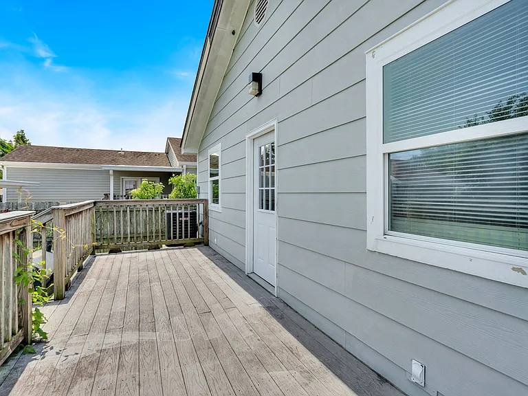5151 Saint Anthony Ave — Photo 17