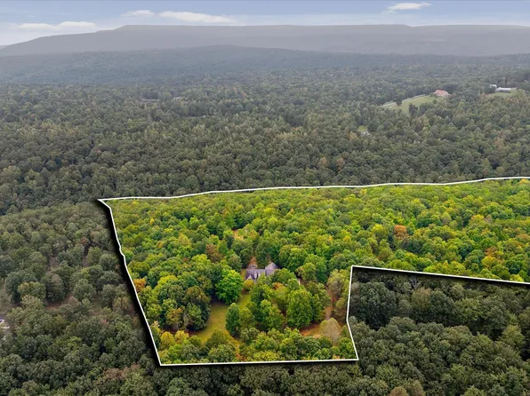650 Deer Point Dr, Dunlap, TN 37327