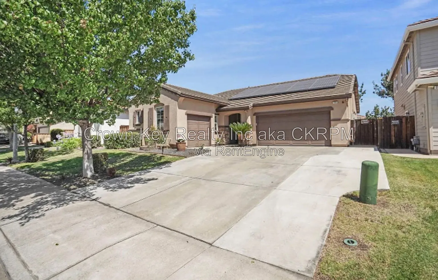 3 bed, 2.0 bath, 1841 sqft, $3,000 — Photo 3
