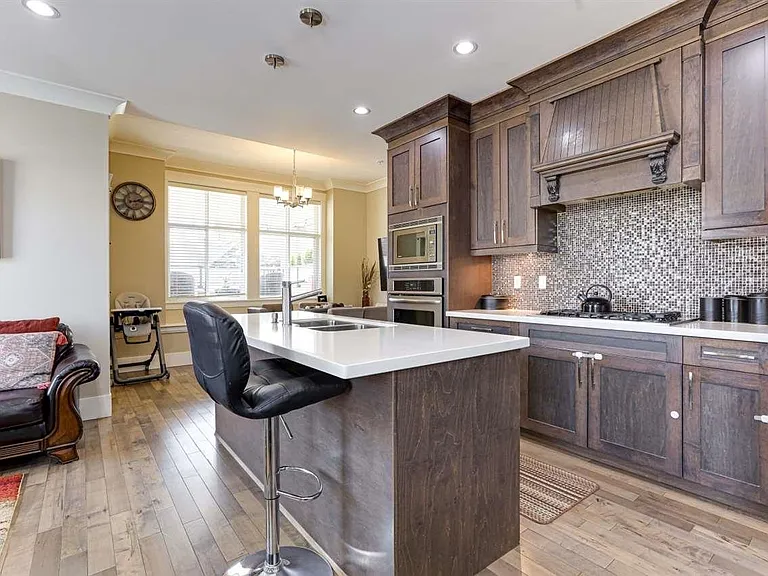 15598 Goggs Ave #MAIN — Photo 4