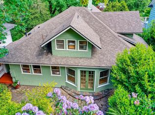 2642 SW Ravensview Dr, Portland, OR 97201