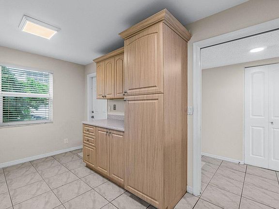 4th image of 1 Harbourside Drive #2207