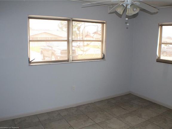 5th image of 4625 Leucadendra Dr
