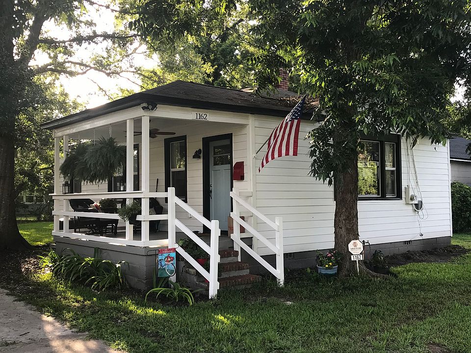 2nd image of 1162 Murray Dr