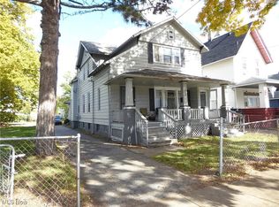1820 Holmden Ave, Cleveland, OH