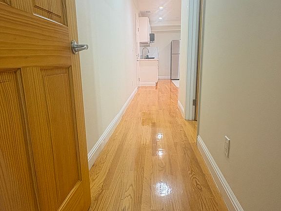 5th image of 961 Holloway Ave #A