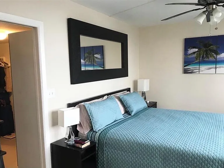 750 N Ocean Blvd #802 — Photo 28
