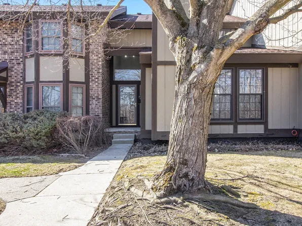 24850 Glenbrooke Dr, Southfield, MI 48033