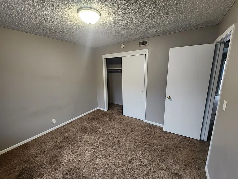 3532 Huntington Ave #2 — Photo 9