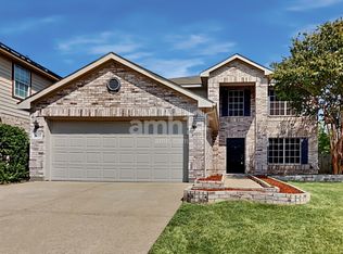 7417 Marsland Ln, Arlington, TX 76001