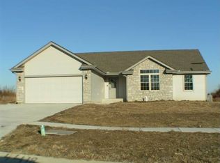 4418 SW Stone Ave, Topeka, KS 66610