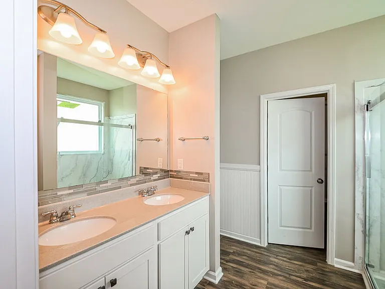 1326 Aurora Ct — Photo 12