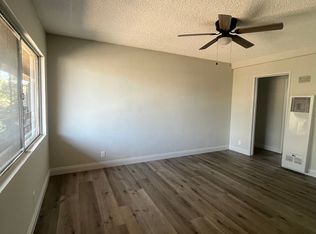 00790-1100, Los Angeles, CA 90044