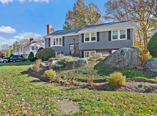 40 Linden Park Dr, Randolph, MA 02368