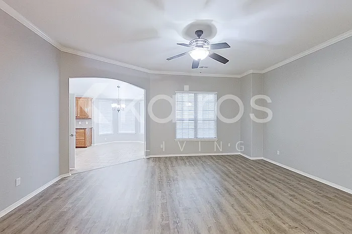 3 bed, 2.0 bath, 1736 sqft, $1,845 — Photo 2